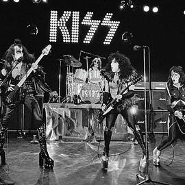 Kiss Alive by Fin Costello