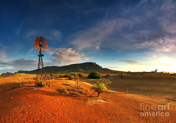 Wall Art - Photograph - First Light on Wilpena Pound by Bill  Robinson