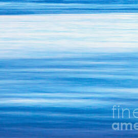 Fluid Motion by Az Jackson