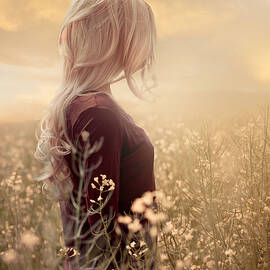 New Day Coming by Ildiko Neer