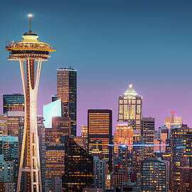 Pink Seattle. by Juan Pablo De